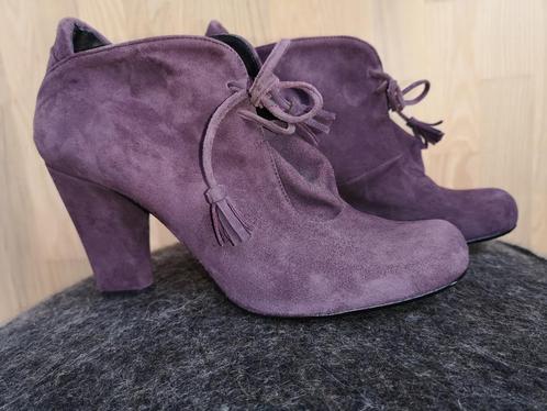 Audley Laarsjes Boots Paars (Als) Nieuw 39, Kleding | Dames, Schoenen, Zo goed als nieuw, Overige kleuren, Ophalen of Verzenden