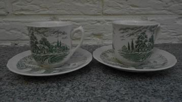 2x groen kop en schotel Bridge Scene Crown Ducal England beschikbaar voor biedingen