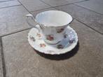 Royal Albert Forget Me Not Rose kopje en schoteltje, Ophalen of Verzenden, Gebruikt, Porselein, Kop en/of schotel