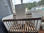 Wooden cot, Kinderen en Baby's, Kinderkamer | Bedden, Ophalen, Gebruikt, 70 tot 85 cm, 140 tot 160 cm
