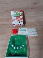 Yahtzee - s1649, Hobby en Vrije tijd, Gezelschapsspellen | Bordspellen, Ophalen of Verzenden, Zo goed als nieuw