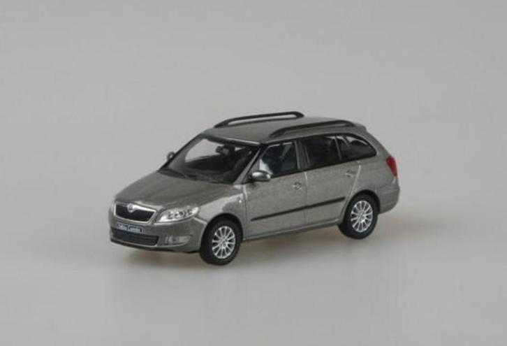Skoda Fabia Combi Tangerin Orange Metalic, Hobby en Vrije tijd, Modelauto's | Overige schalen, Nieuw, Auto, Ophalen of Verzenden