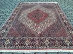 Fijne Perzische tapijt (Bidjar) Geknoopt in Iran- 254x205 cm, 200 cm of meer, 200 cm of meer, Rechthoekig, Crème