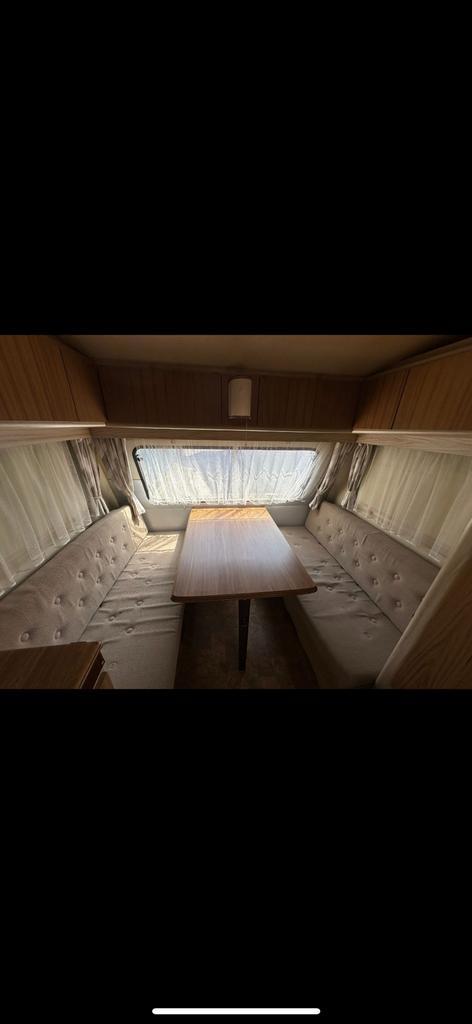 Chateau La Car 330 - Opgeknapt & Lekvrij!, Caravans en Kamperen, Kampeeraccessoires, Ophalen of Verzenden