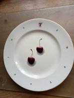 Bord met 2kersen Prinknash Abbey Pottery temptation, Ophalen, Gebruikt, Bord(en), Overige stijlen