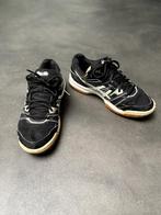 Asics gel rocket sportschoenen maat 37 zwart wit, Ophalen of Verzenden, Gedragen, Asics, Sportschoenen