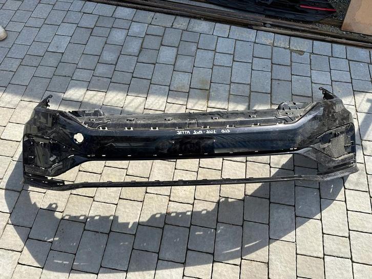 VW Jetta VII 18- voorbumper, Auto-onderdelen, Carrosserie en Plaatwerk, Bumper, Volkswagen, Voor, Gebruikt, Ophalen of Verzenden