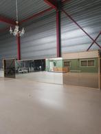 Spiegelwand met gemaakt frame, Ophalen