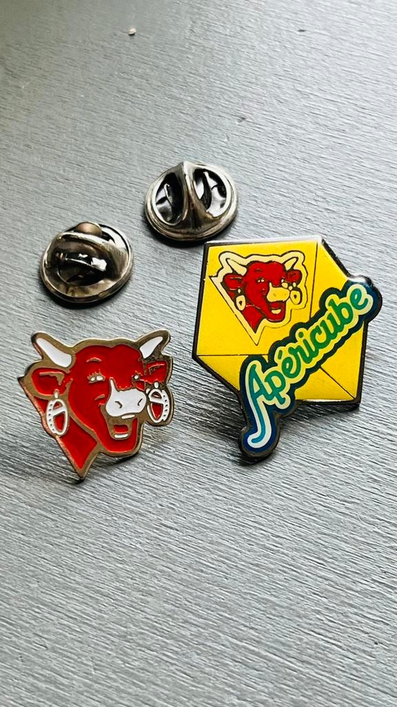 La Vache qui rit pins, Verzamelen, Speldjes, Pins en Buttons, Zo goed als nieuw, Speldje of Pin, Dier of Natuur, Ophalen of Verzenden