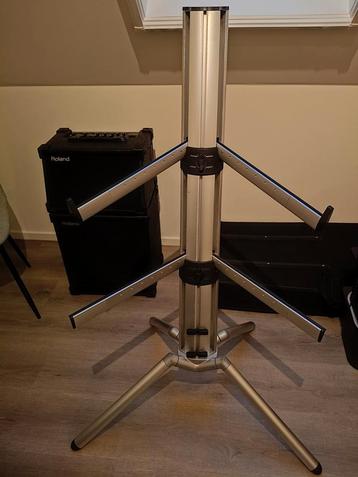 König & Meyer statief "spider - piano keyboard synthesizer beschikbaar voor biedingen