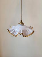 Vintage glazen hanglamp opaline glas uit Frankrijk, Vintage, Ophalen of Verzenden, Minder dan 50 cm, Glas