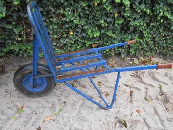 Een Steen Kruiwagen. ( Stienkroade) beschikbaar voor biedingen