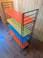 Staand Tomado Boekenrek Met Zwarte Staanders., Huis en Inrichting, Woonaccessoires | Krantenbakken en Lectuurbakken, Ophalen of Verzenden