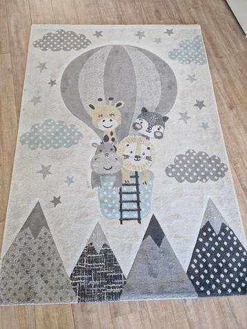 Vloerkleed kinderkamer 140x200 beschikbaar voor biedingen