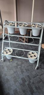 Ijzeren bloemenkar, Ophalen