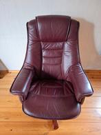 Echt leren bordeauxrode relaxfauteuil in zeer goede staat., Huis en Inrichting, Fauteuils, Ophalen, Gebruikt, 50 tot 75 cm, Leer