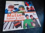 haken mutsen en meer accessoires  ==  myboshi == haakboek, Ophalen of Verzenden, Zo goed als nieuw, Haken, Patroon of Boek