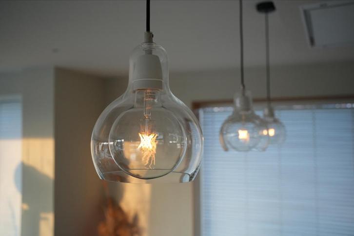 3 stuks &Tradition Mega Bulb SR2 Hanglamp, Huis en Inrichting, Lampen | Hanglampen, Nieuw, Minder dan 50 cm, Glas, Ophalen of Verzenden