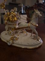 Capodimonte beedje met bladgoud en kristallen, Ophalen