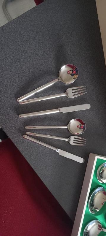Prachtige Sola bestek cassette beschikbaar voor biedingen