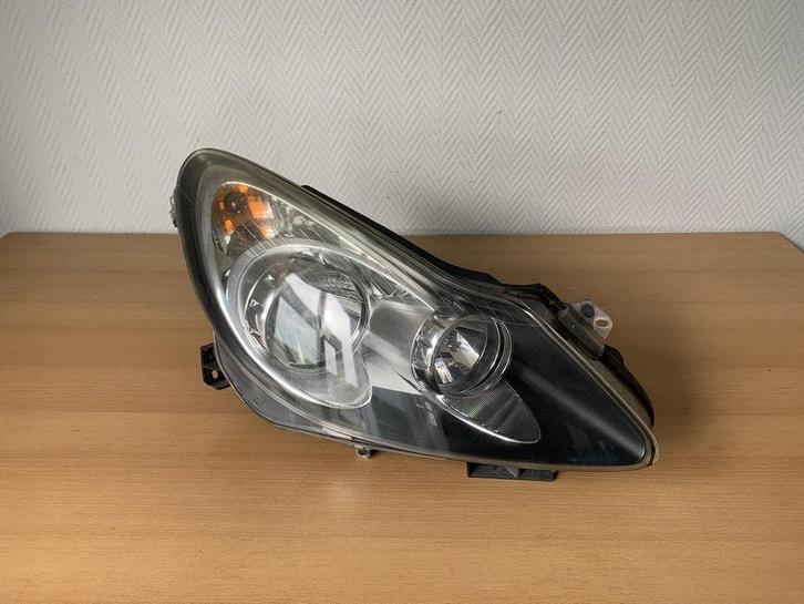 Koplamp Rechts Opel Corsa D 2006 tot 2010  zwart binnenwerk, Auto-onderdelen, Verlichting, Opel, Gebruikt, Ophalen of Verzenden
