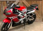 Super nette Yamaha R6, bouwjaar 2001, Sportuitlaat, 4 cilinders, Motorrijbewijs A, Super Sport