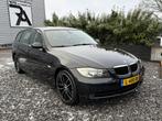 BMW 3 Serie Touring 320i Aut. Executive Clima|Cruis|PDC Zwar, Automaat, Zwart, 4 cilinders, Zwart
