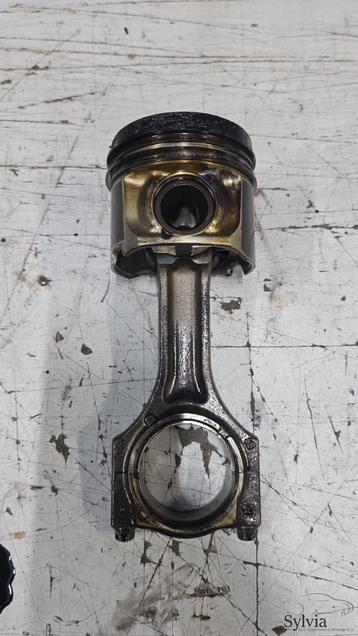 Drijfstang met zuiger 911 N57 BMW 3 / 5 / 7 / X3 / X5 / X6 s beschikbaar voor biedingen