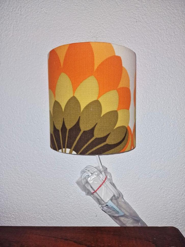 Leuke Wandlamp met Bloemen Design, Huis en Inrichting, Lampen | Losse lampen, Zo goed als nieuw, Spaarlamp, Minder dan 30 watt