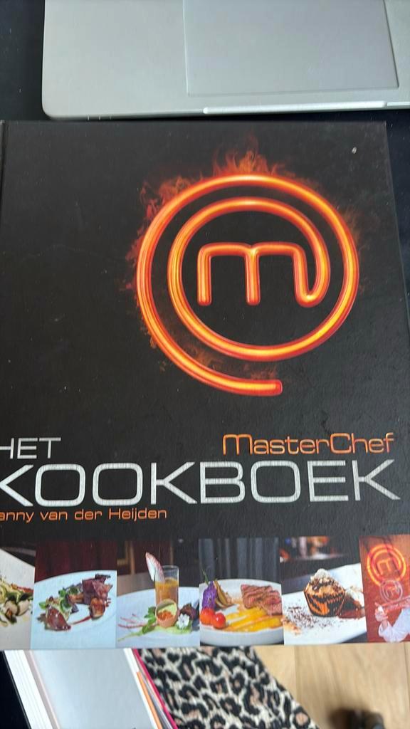 Janny van der Heijden - Masterchef - Het kookboek, Boeken, Kookboeken, Zo goed als nieuw, Ophalen of Verzenden