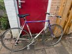 Vintage Giant racefiets paars en wit, framemaat 58 cm, Fietsen en Brommers, Fietsen | Racefietsen, Ophalen, Gebruikt, Staal, Giant