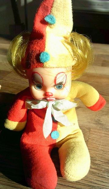VINTAGE Clowntje gevuld met korrels "rijst"oid beschikbaar voor biedingen
