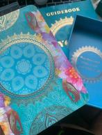 A Yogic Path Oracle Deck and Guidebook (keepsake box set), Ophalen of Verzenden, Nieuw, Tarot of Kaarten leggen, Overige typen