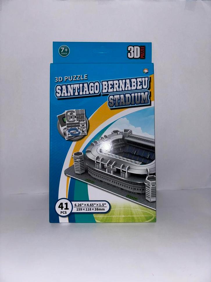Real madrid 3D stadion puzzel, Verzamelen, Sportartikelen en Voetbal, Nieuw, Beeldje of Poppetje, Buitenlandse clubs, Ophalen of Verzenden