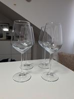 8 Action wijnglazen (4 wit, 4 rood), Huis en Inrichting, Glas of Glazen, Ophalen of Verzenden, Effen, Glas