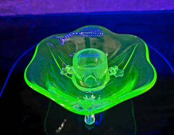Uranium glas kandelaar art deco beschikbaar voor biedingen
