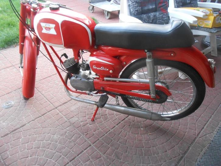 testi , sport 1962 met kent , dubbel uitlaten 1550 ,, Fietsen en Brommers, Brommers | Oldtimers, Overige merken, Ophalen