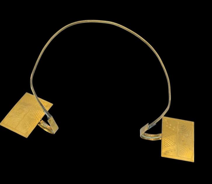 Antiek klederdracht vuurverguld spiegel hoofdstuk, Sieraden, Tassen en Uiterlijk, Antieke sieraden, Overige materialen, Verzenden