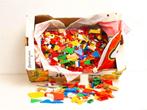 doos met diverse bouwstenen 28075, Kinderen en Baby's, Speelgoed | Bouwstenen, Ophalen of Verzenden, Gebruikt