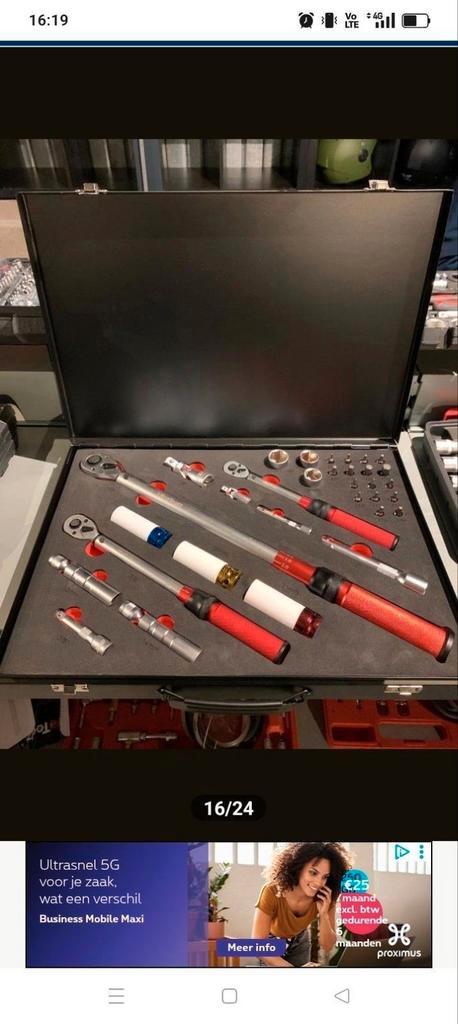 32-delige Momentsleutelset van UltraToolz.
NIEUW in doos, Auto diversen, Autogereedschap, Nieuw, Ophalen of Verzenden