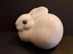 Wit porseleinen konijn met blauwe ogen beeldje, Verzamelen, Ophalen of Verzenden, Zo goed als nieuw, Dier