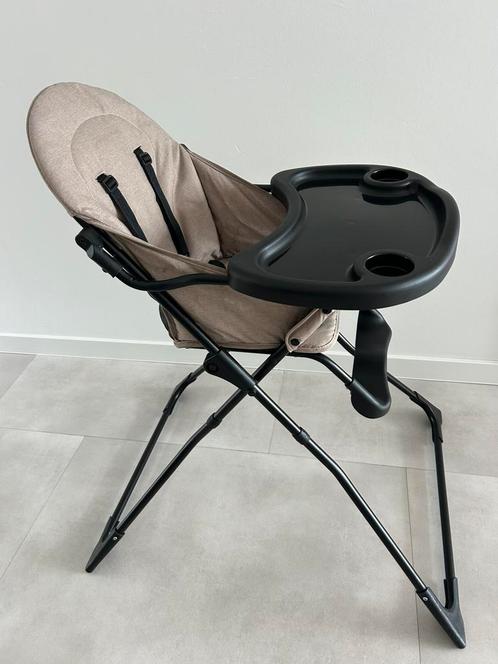 Mooie inklapbare kinderstoel / babystoel, Kinderen en Baby's, Kinderstoelen, Zo goed als nieuw, Ophalen