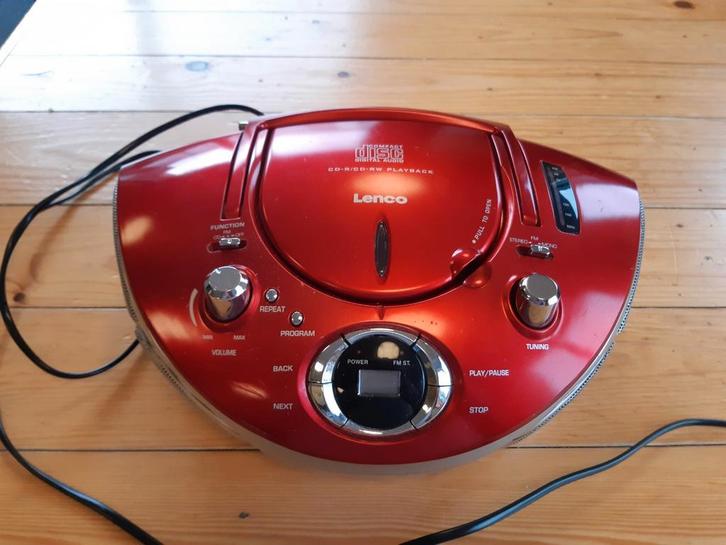 Een leuke radio roode, Audio, Tv en Foto, Radio's, Zo goed als nieuw, Radio, Met cd-speler, Ophalen