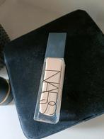 Nars Natural Radiant Longwear Foundation, Sieraden, Tassen en Uiterlijk, Uiterlijk | Cosmetica en Make-up, Ophalen of Verzenden