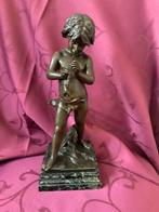 Prachtig antiek bronze fluitende jongling, Ophalen of Verzenden