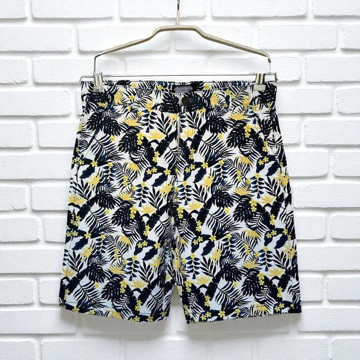 Aussie Bum Shorts Maat S Wit Multikleur Bladeren, Kleding | Heren, Broeken en Pantalons, Zo goed als nieuw, Maat 46 (S) of kleiner