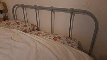 Prachtig antiek bed 'twijfelaar' 123 x 200 cm inclusief matr beschikbaar voor biedingen