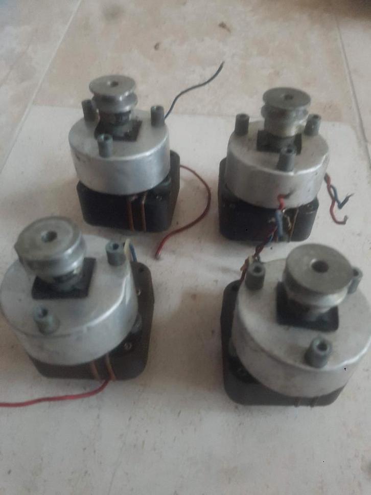 Vertraging motor elektromotor pully motor overbrenging, Doe-het-zelf en Verbouw, Motoren, Zo goed als nieuw, Elektromotor, Minder dan 1400 rpm