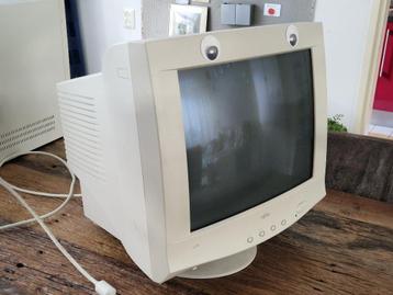 Fujitsu E178 17" CRT Monitor beschikbaar voor biedingen
