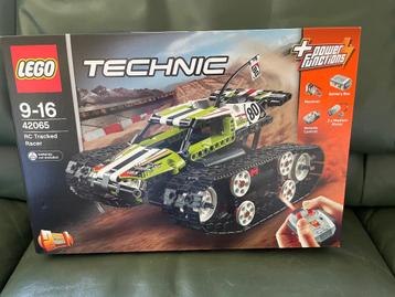 LEGO 42065 Technic RC Rupsbandracer, nieuw in doos beschikbaar voor biedingen